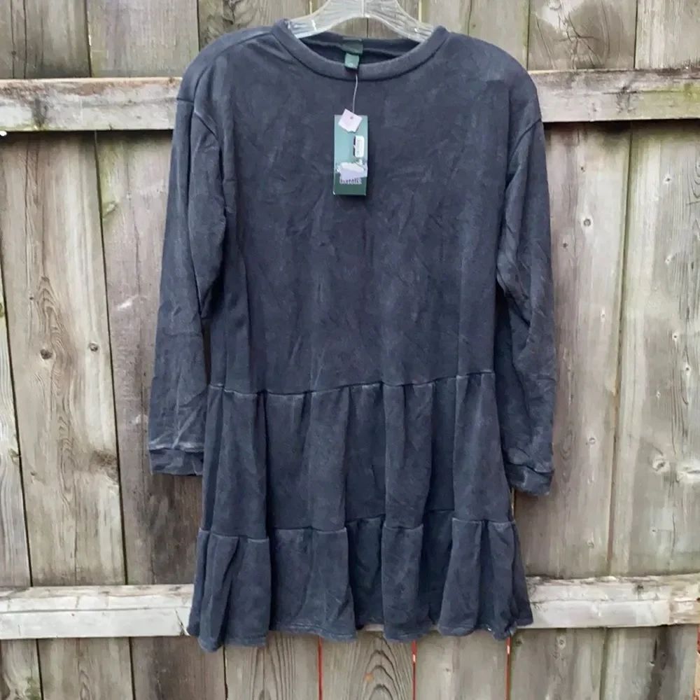 Wild Fable Gray Ruffle tunic sz. Xs